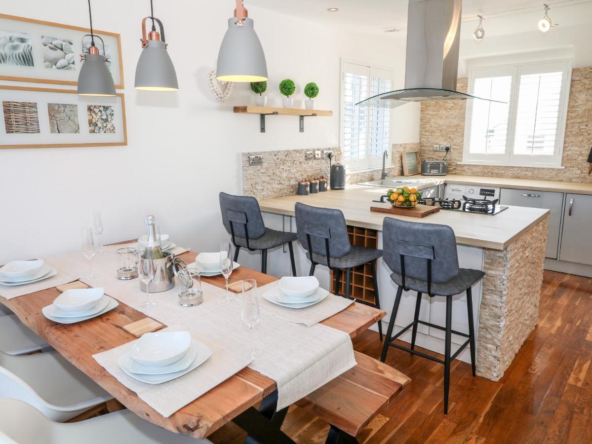 Bay View Villa Holyhead Luaran gambar